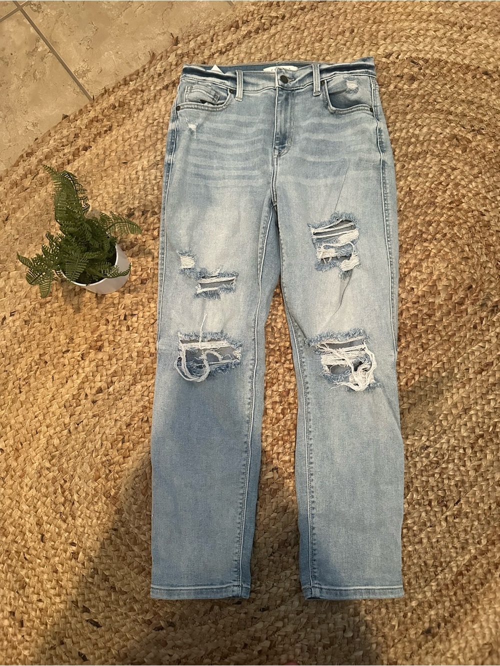 HIGH RISE BOYFRIEND JEANS